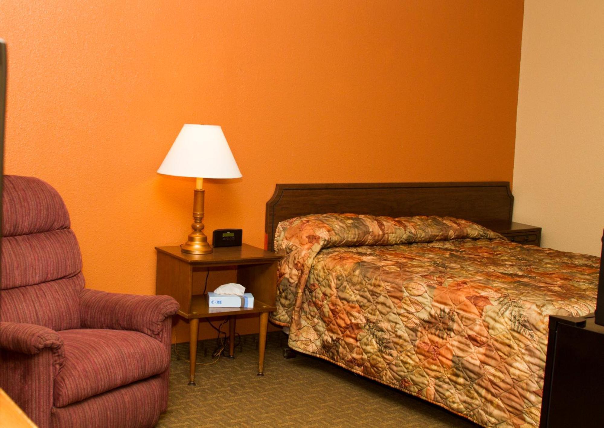 Cottonwood Inn & Suites Phillipsburg Habitación foto